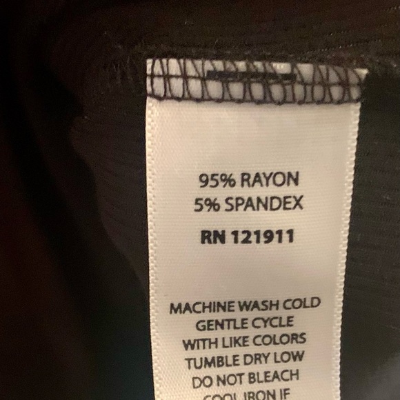 LNA Black Asymmetrical Short Sleeve T-Shirt M - Picture 3 of 5